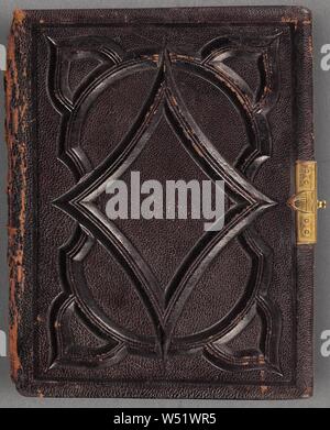 Cartes-de-Visite Porträts von Vereinigten Staaten Präsidenten und Militärs erwähnt, C.W. Woodward (American, 1836 - 1894, Aktiv, Rochester, New York), Charles entwalden Fredricks (American, 1823 - 1894), Abraham Bogardus (American, 1822-1908), W.W. Ranger & Frazee, Unbekannten, amerikanischen, Boston, Massachusetts, United States, 1862-1865, Eiweiß Silber drucken, Geschlossen: 15,9 × 13,2 × 5 cm (6 1/4 x 5 3/16 x 1 15/16 in Stockfoto