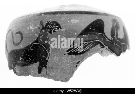 Dachgeschoss Black-Figure Lekythos Fragment, Unbekannt, Athen, Griechenland, 550-500 v. Chr., Terrakotta, 7,2 cm (2 13/16-in Stockfoto