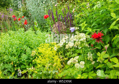 Eine Verkörperung der englischen Cottage Garten Stockfoto