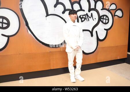 Singaporean Sänger JJ Lin besucht die Louis Vuitton Menswear Herbst/Winter 2019-2020 Show als Teil von Paris Fashion Week in Paris, Frankreich, 17. Januar 201 Stockfoto