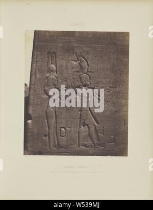 Dendérah (Tentyris). Temple d'Athôr-Face-et Cléopatre Postérieure Caesarion, Felix Teynard (Französisch, 1817-1892), Dendera, Ägypten, negative 1851-1852, Druck 1853, gesalzen Papier drucken, 30,2 × 25,2 cm (11 7/8 x 9 15/16 in Stockfoto