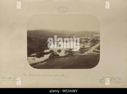 Vista do Rio e-parte da Villa de Una, Marc Ferrez (Brasilien, 1843-1923), Pernambuco, Brasilien, 1875-1876, Eiweiß Silber drucken, 19,2 × 25,2 cm (7 9/16 x 9 15/16 in Stockfoto