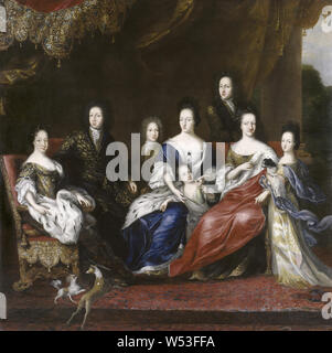 David Klöcker Ehrenstrahl, Königin Ulrika Eleonora dy, König Karl XI., Königin Ulrika Eleonora dä, Fredrik IV, Königin Hedvig Eleonora, Prinzessin Hedvig Sofia und König Karl XII., König von Schweden Karl XI mit Familie, Öl auf Leinwand, Höhe zugeschrieben, 282 cm (111 Zoll), Breite 262 cm (103,1 cm) Stockfoto