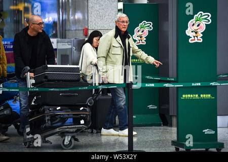 Italienischen Fußball Manager Marcello Lippi, der ehemalige Headcoach des Chinesischen Nationalen Männer Fußballmannschaft, kommt an der Guangzhou Baiyun Internatio Stockfoto