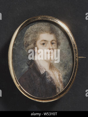 Anton Ulrik Berndes, Hans Henrik von Essen, Hans Henrik von Essen (1755-1824), Malerei, Miniatur, Aquarell auf Elfenbein, vergoldete Brosche, die Miniatur in Glas, Höhe, 3,3 cm (1,2 Zoll), Breite, 2,6 cm (1 Zoll), Märk, K&AMP;Amp;M, Stockholm 1897, am Aktivkohlefilter-Entlüftungsventil, HH v. Essen b. 1755 d, Gravur auf der Rückseite der Kapsel Stockfoto