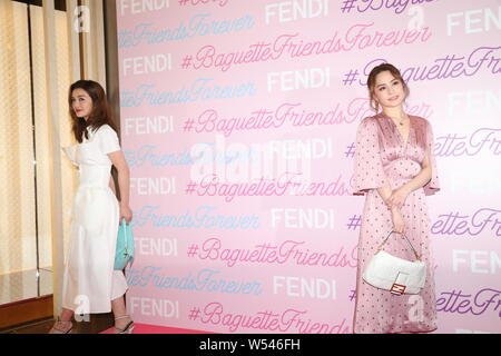Charlene Choi, Gillian Chung von Hong Kong Pop Duo Twins besuchen das Baguette Freunde für immer Ereignis für Fendi in Hongkong, China, 29. Januar 2019. Stockfoto