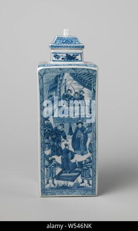 Eckige Flasche mit narrativen Szenen der Krieger in einer Landschaft, die von quadratischen Flasche Porzellan, in unterglasur blau lackiert. Auf dem Deckel mit einem Hakenkreuz-Muster mit einer Kartusche in es mit einer glücklichen Symbol (Fisch). Auf dem Platz Deckel um das Zeichen "Fú', Glück. Wit-wit, Jean Theodore Royer, Fú', anonym, China, C. 1675 - C. 1699, Qing- Dynastie (1644-1912)/Kangxi-Periode (1662-1722), Porzellan (Material), Glasur, Cobalt (Mineral), Verglasung, h 4,9 cm × 6,5 cm × w l 6,4 cm Stockfoto