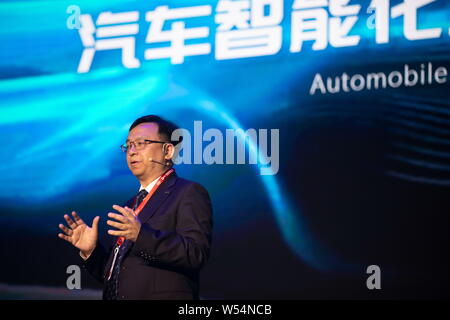 ---- Wang Chuanfu, Gründer, Vorsitzender und CEO von chinesischen Autos Hersteller BYD Co. Ltd, spricht auf der BYD Worldwide Developers Conference in Stockfoto