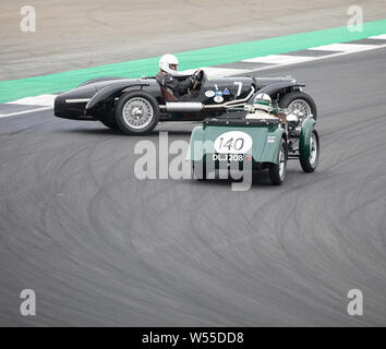 Silverstone, Großbritannien. 26. Juli, 2019. Vor Krieg Sportwagen Crash in Silverstone Classic bei einem qualifikationsrennen für den Bentley 100-Trophäe. Credit: Keith Larby/Alamy leben Nachrichten Stockfoto