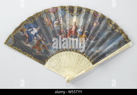 Folding Fan mit einem Blatt Papier, mit Gouache auf der Vorderseite, eine Kombination von Szenen aus der Odyssee von Homer und auf der Rückseite Zephyrius Holding a floral Wreath über Flora, auf ein Elfenbein frame Ajour und in Relief geschnitzt, indem die Darstellung auf der Vorderseite dieser Lüfter in drei Teilen, war ein genialer Versuch unternommen, eine Reihe von Szenen aus der Odyssee von Homer (ca zu erstellen. 800? - Ca. 750 v. Chr.) zu verschmelzen. In der Mitte, die Götter entscheiden, auf die Fürsprache der Athene, die Nymphe Kalypso Odysseus gehen lassen muss, damit er wieder an Ithaka (I: 1-94). Auf der linken Seite ist Stockfoto