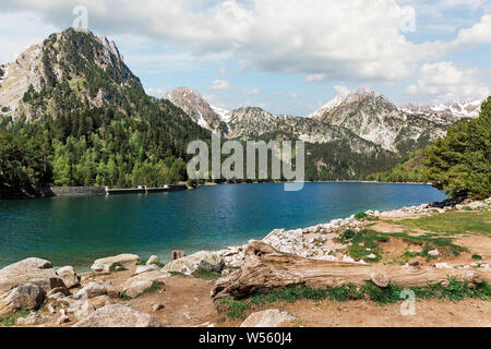 Estany de Sant Maurici in den Pyrenäen, Spanien Stockfoto