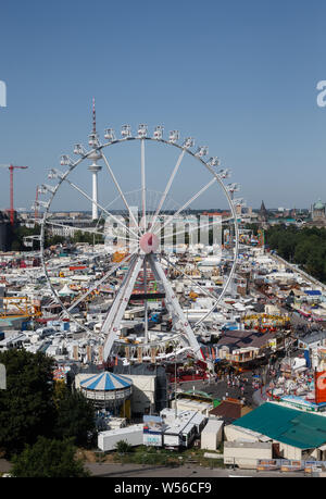 Hamburg, Deutschland. 26. Juli, 2019. Der Sommer in Hamburg Dom 2019 seine Tore geöffnet und dauert bis zum 25. August. Quelle: Markus Scholz/dpa/Alamy leben Nachrichten Stockfoto