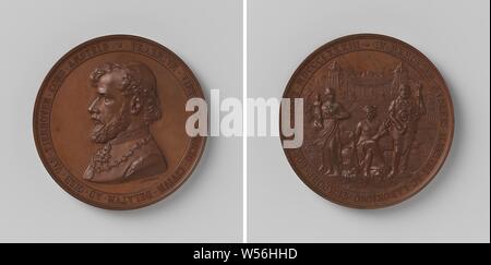 Gijsbert van Tienhoven, Bürgermeister von Amsterdam, eine Medaille von der Stadt Amsterdam, Bronzemedaille. Front: Die man-Büste im Inneren. Rückwärtsgang: Stehende Frau mit Statue in der Rechten und eine Palette mit Bürsten in der linken Hand, Quecksilber mit Hut und Mitarbeiter sitzen inmitten Haufen von Waren und Menschen mit brennenden Fackel und Hammer, Amboss, hinter Ihnen eine halbhohe Wand und einen Blick auf eine Partei, Gebäude, Häuser und ein Schiff in eine kreisförmige, 'Amsterdam' gentleman Gijsbert van Tienhoven, Jakob Samuel Cohen Elion, Amsterdam, 1883, bronze (Metall), markanten (Metallverarbeitung), d 7,5 cm × w 182.85 Stockfoto