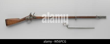 Bajonett mit einem feuerstein Gewehr, die staatliche Armee M. 1815, No. 2, Bajonettanschluss mit einem feuerstein Waffe der staatlichen Armee M. 1815, Nr. verbunden 2., anonym, Niederlande, 1815, Eisen (Metall), l 48 cm x H 8,3 cm x T 3,2 cm Stockfoto