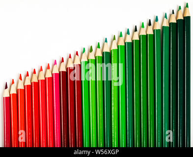 In den Farben rot & grün Bleistifte, business Grafik der Steigerung der Gewinne Stockfoto