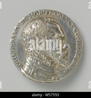 Philip von Montmorency, Graf von Horne und seine Frau Walburg von Nieuwenaar, Silbermedaille. Front: Die man-Büste im Inneren. Invers: die Büste einer Frau innerhalb eines Kreises, Walburg van Nieuwenaar (Gräfin von Horne), Philips van Montmorency (Anzahl der Horne), Jacques Jonghelinck, Antwerpen, 1566, silber (Metall), Gründung, d 3,5 cm × w 25.12 Stockfoto