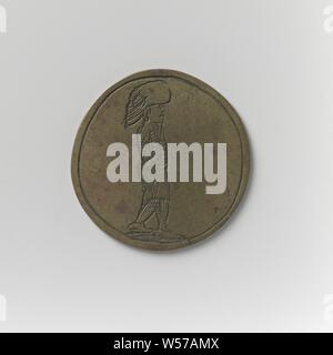 Korendragers-und-dumpingers Gilde aus Amsterdam, Guild Token von Coenraad de Ruyter, Messing Medaille. Vorne: nach rechts zeigenden Mann mit Last auf den Kopf. Rückwärtsgang: Inschrift, Amsterdam, Coenraad de Ruyter, anonym, 1759, Messing (Legierung), Gravieren, d 2,8 cm × w 4.26 Stockfoto