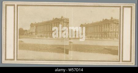 Ansicht des Hôtel du Garde Meuble am Place de la Concorde in Paris, Fassade (oder Haus oder Gebäude), Place de la Concorde, anonyme, Paris, C. 1855 - C. 1860, Fotopapier, Karton, Eiklar drucken, H 82 mm x B 175 mm Stockfoto