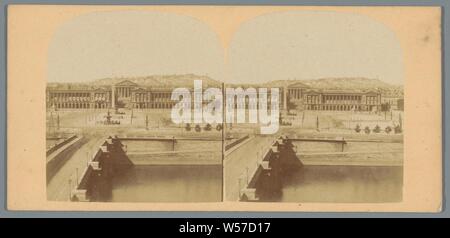 Ansicht des Hôtel du Garde-Meuble und das Hôtel de Crillon am Place de la Concorde und La Madeleine in Paris, Quadrat, Ort, Zirkus, etc., Teile der Kirche Außen- und Anhänge: Fassade, Place de la Concorde, La Madeleine, anonyme, Paris, C. 1850 - C. 1880, Fotopapier, Karton, Eiklar drucken, h 84 mm × w 177mm Stockfoto