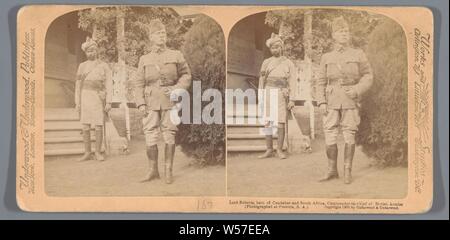 Portrait von Frederick Sleigh Roberts in Pretoria, Herr Roberts, Held von Candahar und Südafrika, Oberbefehlshaber der britischen Armee (Fotografiert in Pretoria, SA) (Titel auf Objekt), Commander-in-chief, General, Marschall, Pretoria, Frederick Sleigh Roberts, Underwood und Underwood (auf Objekt erwähnt), 1900, Fotopapier, Karton, Eiklar drucken, H 88 mm x B 178 mm Stockfoto