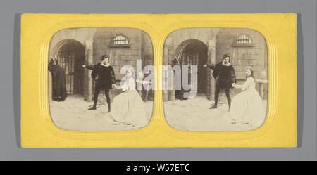 Szene im Schloss: der Mann, der die Frau von Dungeon, im Hintergrund Teufel, anonym, 1860-1880 Stockfoto