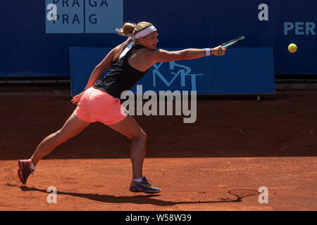 Prag, Tschechische Republik, 25. Juli 2019. Johana Markova (CZE) beim Spiel gegen Tereza Martincova (CZE) im Vorteil Autos Prag Open 2019 Stockfoto