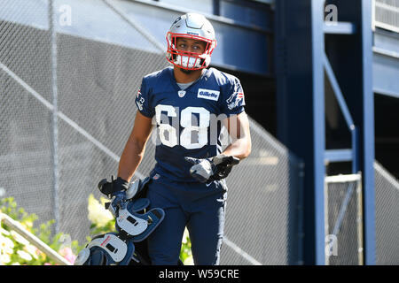 Foxborough, Massachusetts, USA. 26. Juli, 2019. New England Patriots linebacker Terez Hall (68) an der New England Patriots Trainingslager statt auf der Praxis Felder am Gillette Stadium, in Foxborough, Massachusetts. Eric Canha/CSM/Alamy leben Nachrichten Stockfoto