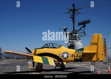 T-28 B Trojan an Bord der USS Hornet in Alameda, Kalifornien, USA Stockfoto