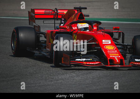 Hockenheim, Deutschland. 26. Juli, 2019. Scuderia Ferrari der Deutschen Fahrer Sebastian Vettel konkurriert im ersten Training der Deutschen F1 Grand Prix. Credit: SOPA Images Limited/Alamy leben Nachrichten Stockfoto