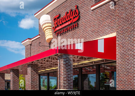 Freddy's Frozen Custard & Steakburgers Restaurant in Snellville, Georgia. (USA) Stockfoto