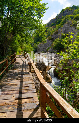 Wanderweg zu Horma Canyon in Kure Mountains National Park, Kure Daglari Milli Parki, Kastamonu/Türkei Stockfoto