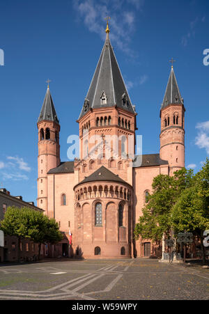 Mainz, Dom St. Martin, Ostchor, Blick von Osten. Stockfoto