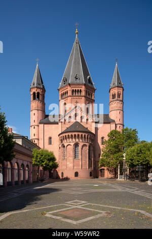 Mainz, Dom St. Martin, Ostchor, Blick von Osten. Stockfoto