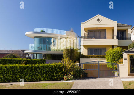 Ein luxuriöses Haus in Dover Heights, östlichen Vororte, Sydney, wie das Schmetterlingshaus mit spektakulären Blick auf den Hafen von Sydney, Australien bekannt. Stockfoto
