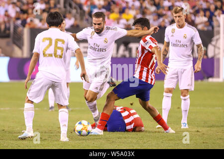 East Rutherford, United States. 26. Juli, 2019. Dani Carvajal von Real Madrid und Diego Costa von Atlético Madrid, gleiches gilt für die Internationalen Champions Cup in MetLife Stadium in East Rutherford in den USA am Freitag Nacht. Credit: Brasilien Foto Presse/Alamy leben Nachrichten Stockfoto