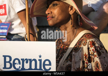 Juli 26, 2019: Bernie Sanders spricht auf der Kundgebung in Santa Monica High School in Santa Monica, CA (Credit Bild: © Jason Ryan/ZUMA Draht) Stockfoto