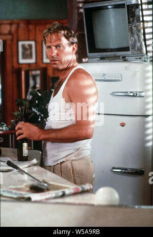 KEVIN COSTNER in TIN CUP (1996), Regie: Ron Shelton. Quelle: WARNER BROTHERS/Album Stockfoto