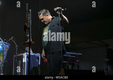 Roma, Italien. 26. Juli, 2019. Roy Paci und aretuska an der Porta di Roma leben. Credit: Daniela Franceschelli/Pacific Press/Alamy leben Nachrichten Stockfoto