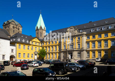 Ehemalige Abtei Werdener, heute beherbergt das Gebäude der Folkwang Hochschule, Essen, Ruhrgebiet, Deutschland. ehemalige Abtei Werdener, heute befindet sich Stockfoto