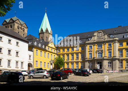 Ehemalige Abtei Werdener, heute beherbergt das Gebäude der Folkwang Hochschule, Essen, Ruhrgebiet, Deutschland. ehemalige Abtei Werdener, heute befindet sich Stockfoto