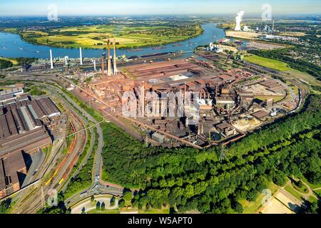 Luftaufnahme ThyssenKrupp Stahlwerk Schwelgern und Kokerei Schwelgern, marxloh am Rhein, Duisburg, Ruhrgebiet, Nordrhein-Westfalen, Deutschland Stockfoto