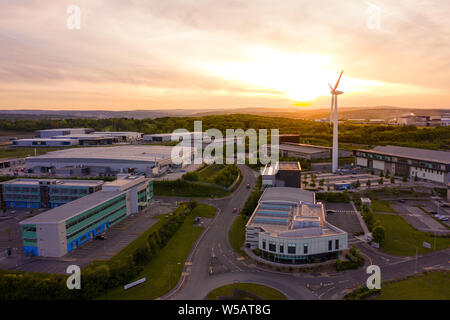 Luftaufnahme des Advanced Manufacturing Research Center Sheffield. Bei einem wunderschönen Sonnenuntergang im Mai 2019 getroffen Stockfoto