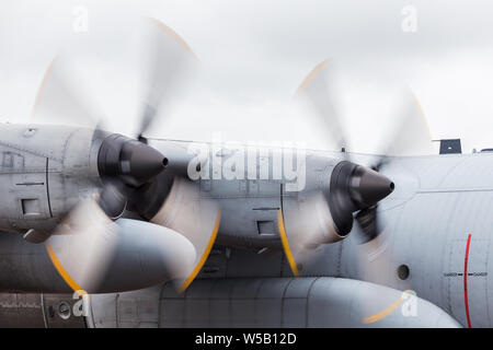 Royal Netherlands Air Force C-130 H AM2019 Royal International Air Tattoo in Fairford RAF erfasst. Stockfoto