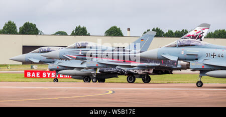 Deutsche Luftwaffe EF 2000 Typhoon Am2019 Royal International Air Tattoo in Fairford RAF erfasst. Stockfoto