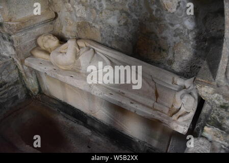 Maisonnisses in der Creuse Departement in der Nouvelle-Aquitaine Region in Frankreich. Die Kirche Saint-Jean-Baptiste. Stockfoto