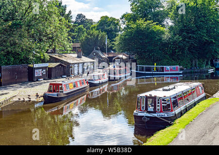 Linlithgow Union Canal Gesellschaft canal Boote in Linlithgow Canal Zentrum in der Union Canal Linlithgow West Lothian Schottland Großbritannien Stockfoto