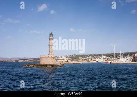 Leuchtturm am Hafen in Chania, Kreta Stockfoto