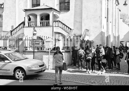 Krakau, Polen - 30. März, 2019: Kazimierz, historischen jüdischen Viertel von Krakau. Kupa Straße, Eingang der Synagoge von Isaak Jakubowicz. Sie Stockfoto