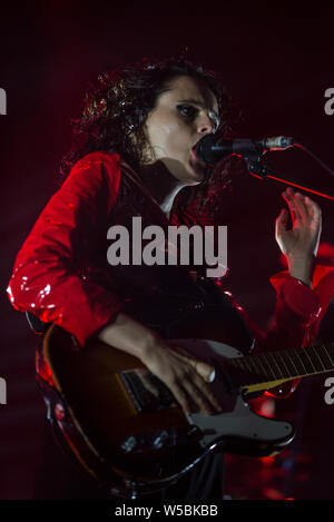 WOMAD-Festival, Charlton Park, Wiltshire, UK. 27. Juli 2019. Lindenberg Schlagzeilen die Open Air Bühne am Samstag Nacht der WOMAD. Credit: Francesca Moore/Alamy leben Nachrichten Stockfoto