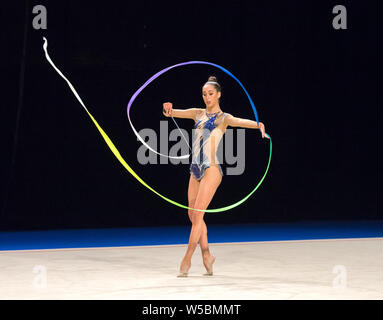 Liverpool, Großbritannien. 27. Juli, 2019. Rhythmische Gymnastik und Akrobatik Gymnastik 2019 Britische Meisterschaft Tag Drei; Gemma Frizelle, LLanelli Acadamy Senior Ribbon einzelnen Credit: Aktion Plus Sport Bilder/Alamy leben Nachrichten Stockfoto